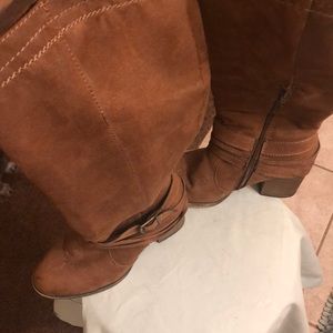 Brown to the knee boots